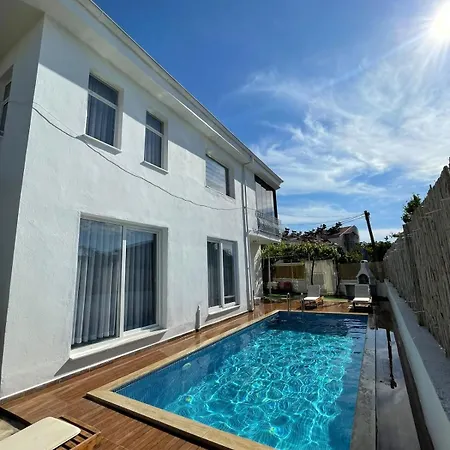 Case de vacanță Poyraz With Private Pool - *