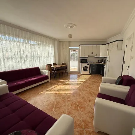 Dom wakacyjny Poyraz With Private Pool -